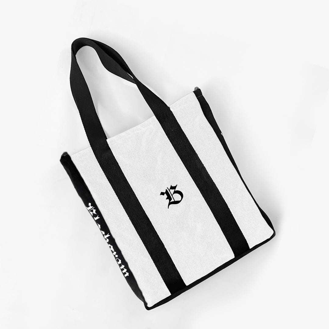 Zippered Tote Bag - Gothic Print